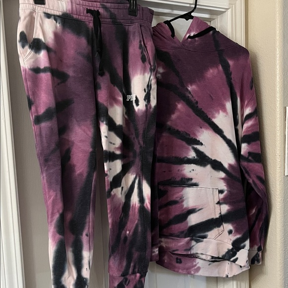PINK Victoria's Secret Pink and Black Tie-Dye Joggers - Picture 1 of 7